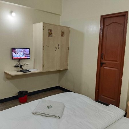 Hotel O Sri Vijaya Palace Lodging 벵갈루루 외부 사진